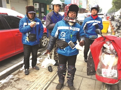 全年送外卖17136单 杭州跑单王是怎么炼成的