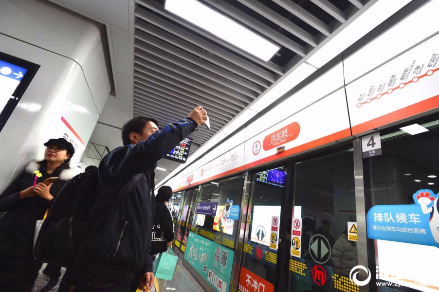 杭州地铁2号线客流增多