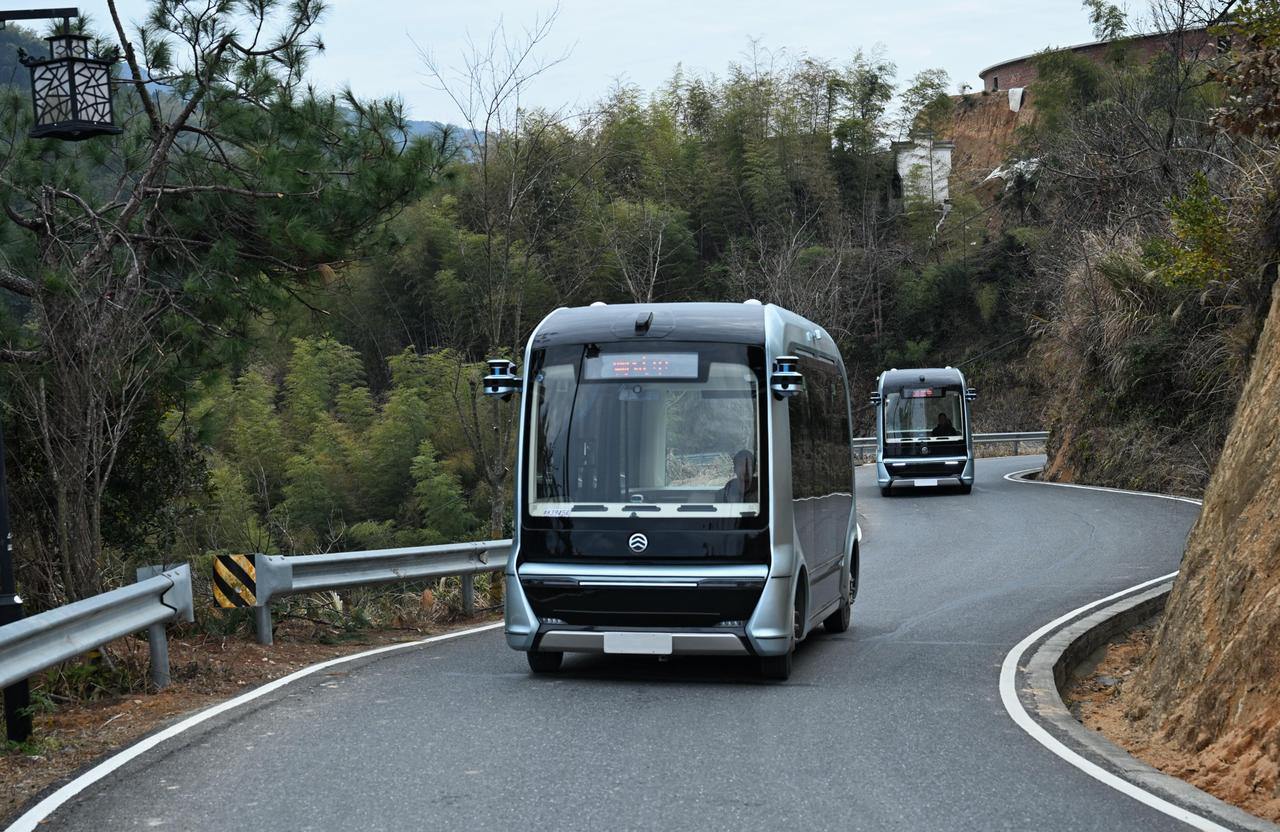 松阳陈家铺无人驾驶小巴开启春节前测试