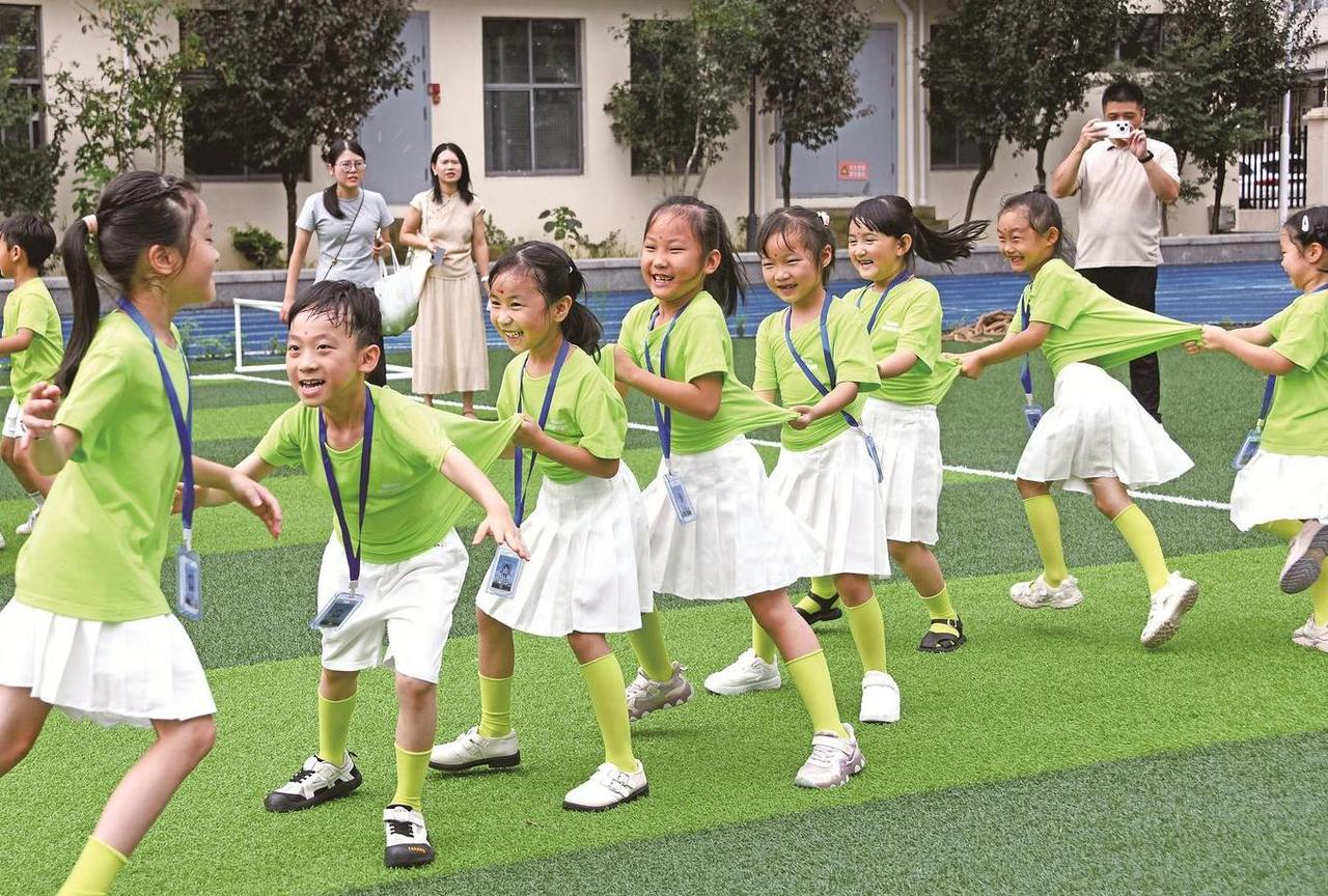 多彩活动迎开学