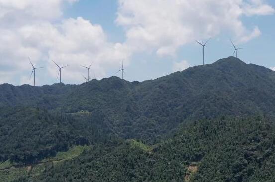 “种树卖空气”帮助中国西南山区“美丽生态”变“美丽经济”