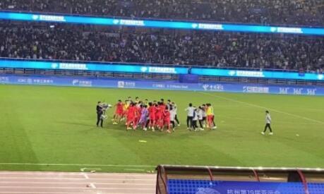 韩国队逆转日本队卫冕亚运会男足冠军
