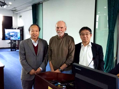 诺贝尔物理奖得主合影的中国科学家 有宁波人