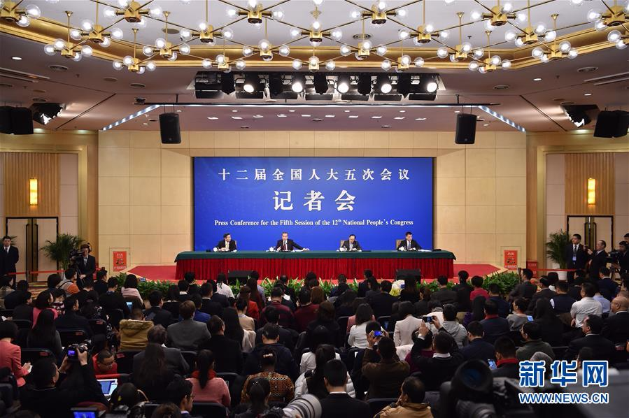 （两会）（4）外交部部长王毅就“中国的外交政策和对外关系”答记者问